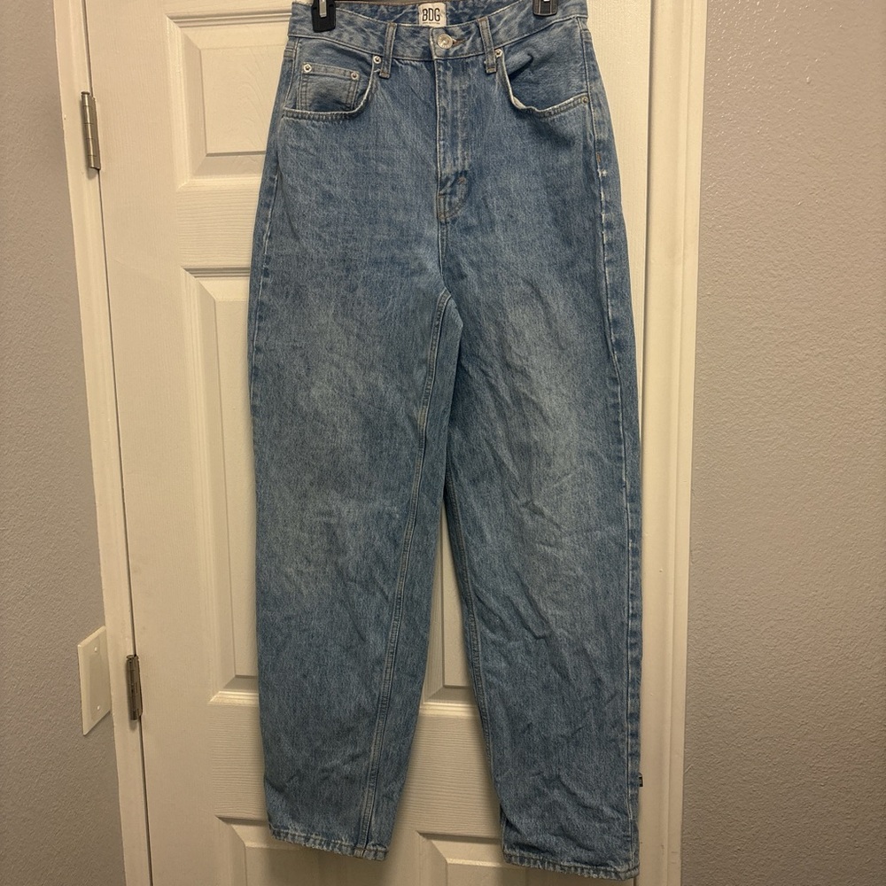 BDG Urban Outfitters High Rise Baggy Jeans size 28